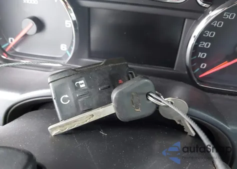 2018 Chevrolet Silverado 1500 1Lt from USA, damaged, VIN 3GCPCREC7JG111574